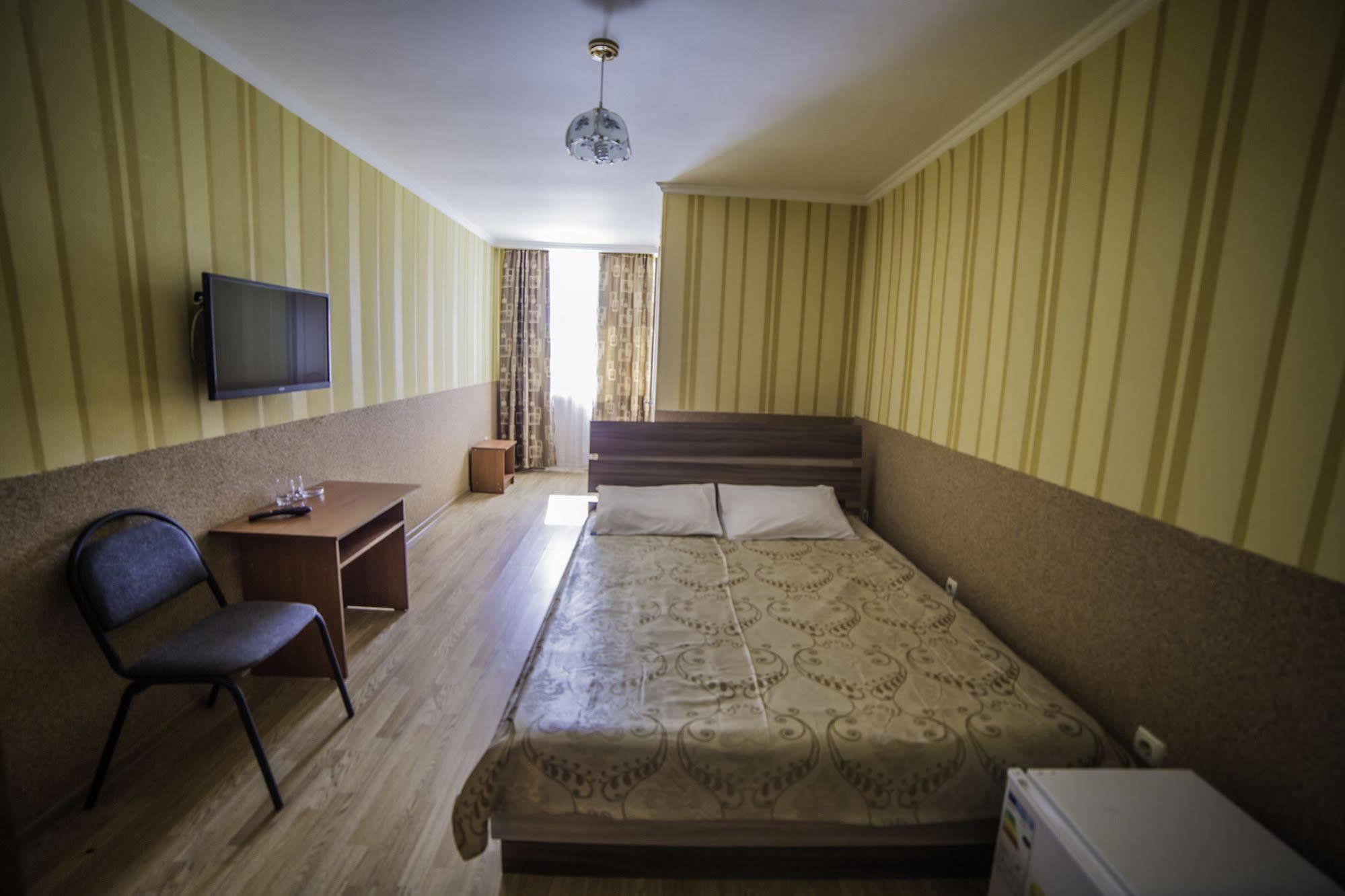 Economy Hotel Zhyger Astana Exterior foto